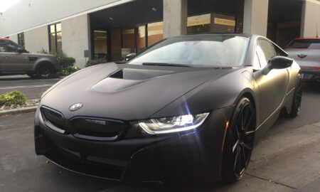 BMW i8 diepgevroren zwart3