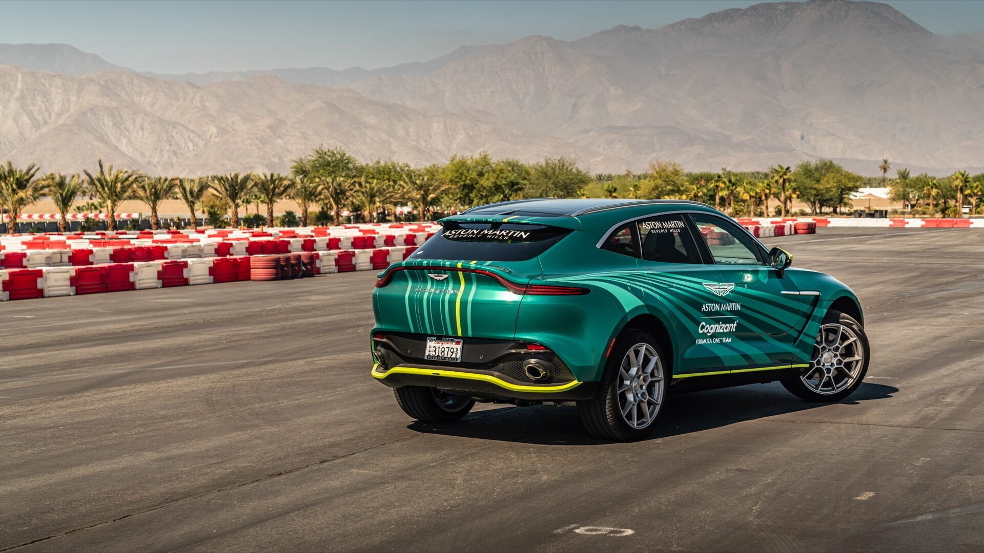 Aston Martin DBX F1 kleurstelling wrap