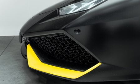 Lamborghini Huracan satin black and yellow 10