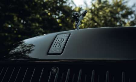 Rolls Royce Phantom matzwart 32