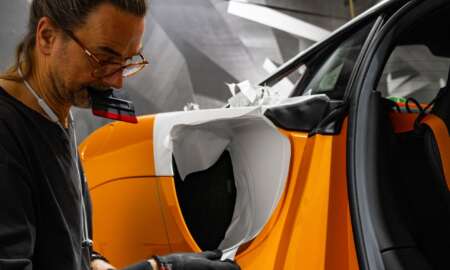 McLaren Artura carwrap Triple Crown 1