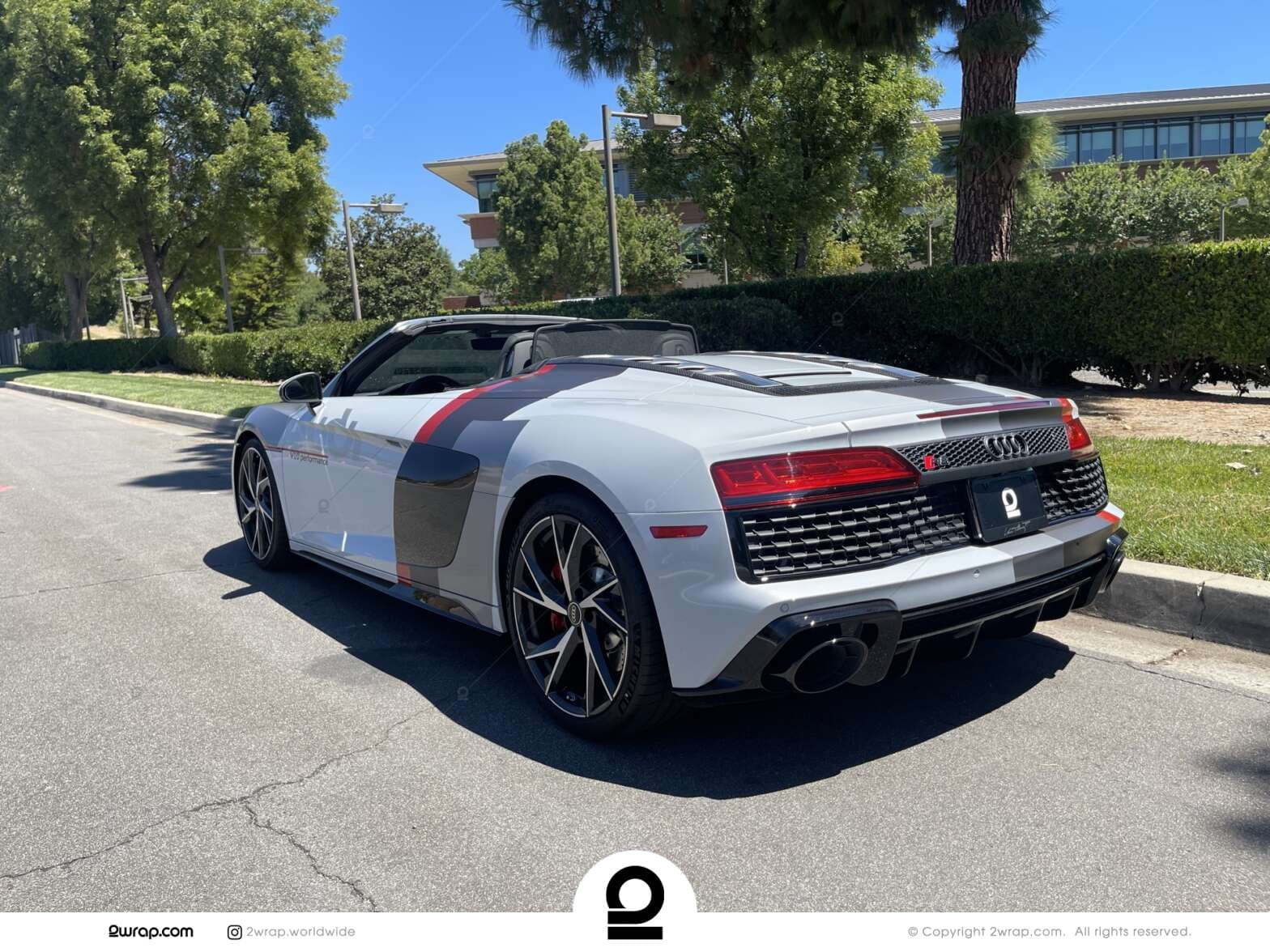 Audi R8 V10 Custom Design Wrap | 2wrap