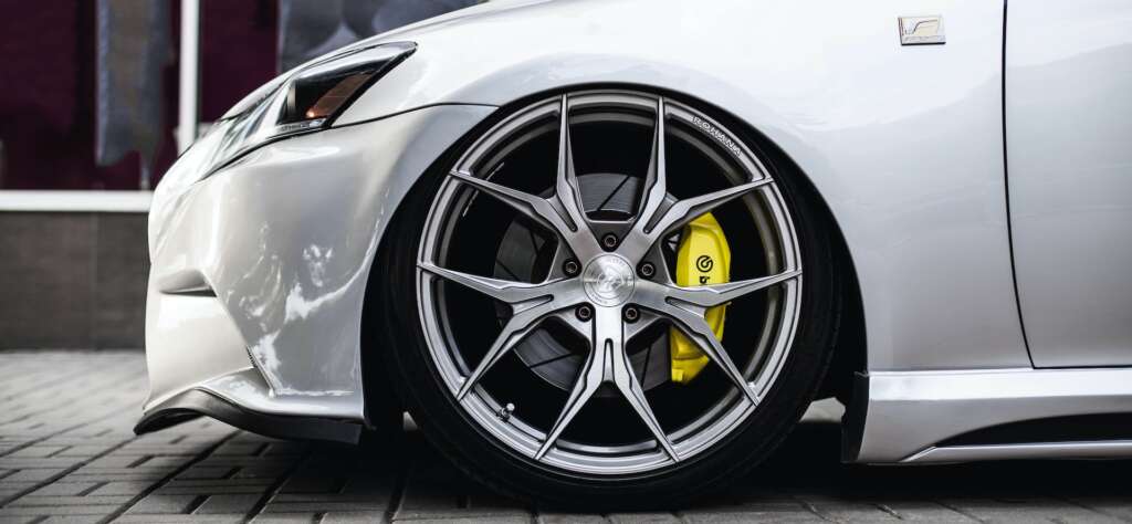 4 Essential Questions to Ask Before Choosing the Right Paint Protection Film for Your Vehicle
