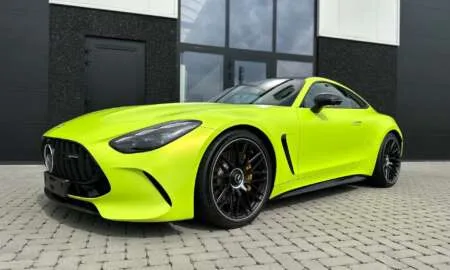 Mercedes Benz AMG GT - 32