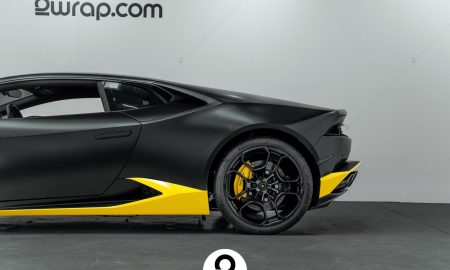 Lamborghini Huracan satin black and yellow