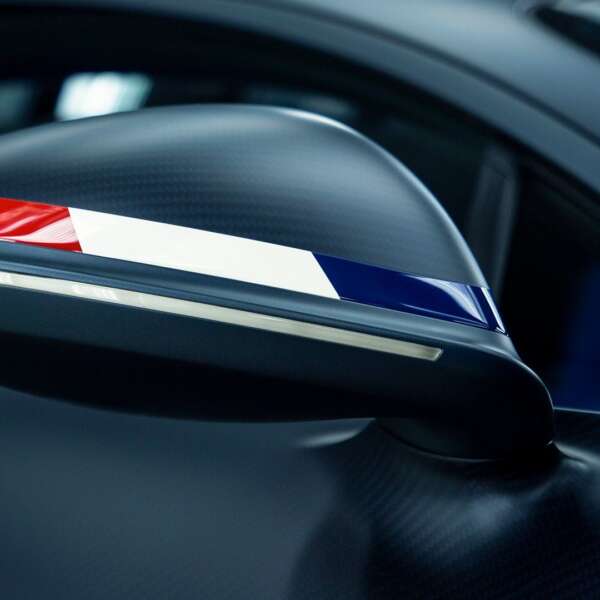 Mirror Accent wraps