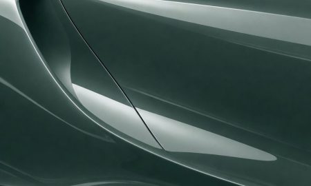 Orafol 970RA 622G Glossy Fir Tree Green vinyl wrap color sample